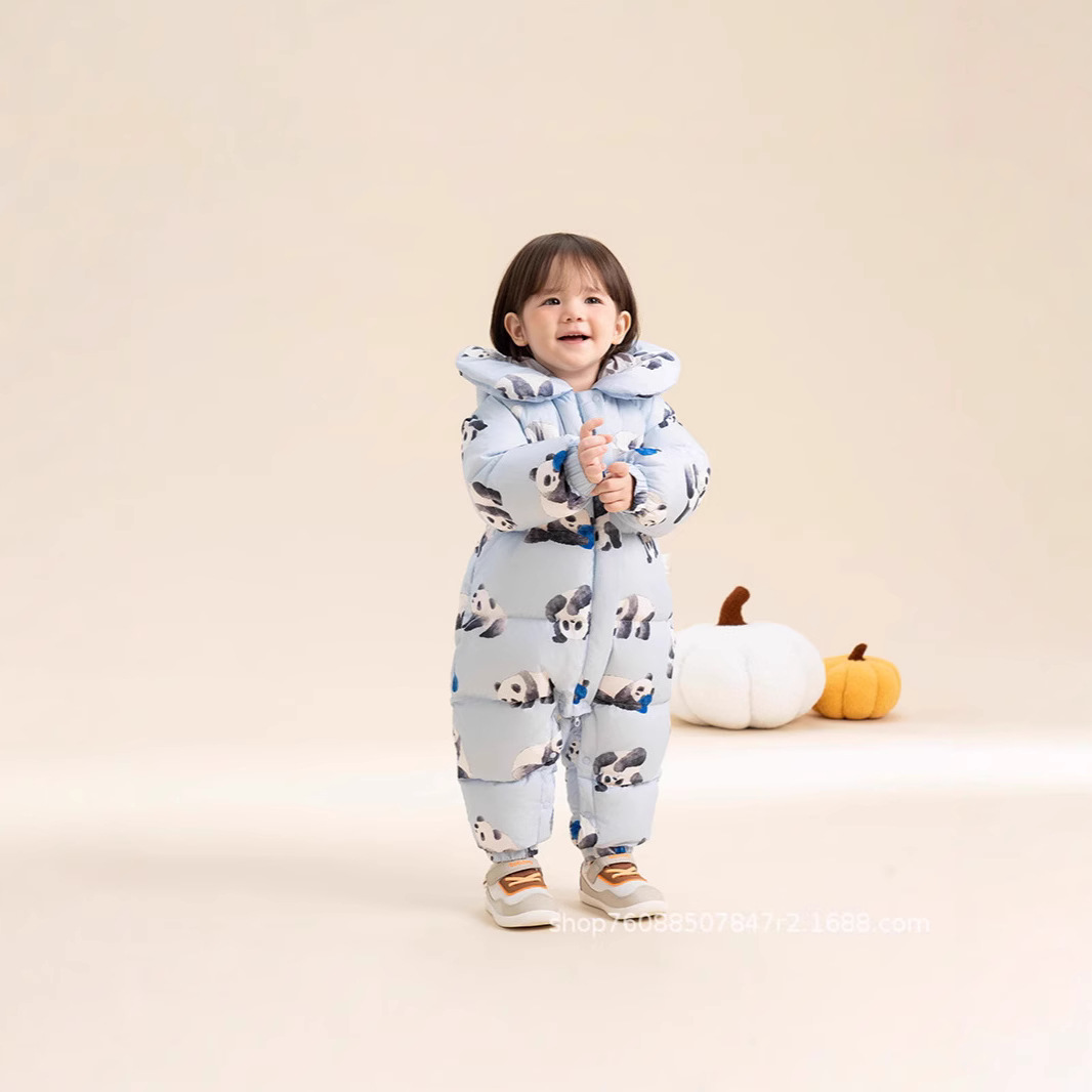宝宝羽绒连体衣婴儿冬季加厚外出羽绒爬服男女童抱服无帽超轻超薄