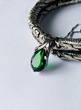 复古祖母绿锁骨链4001