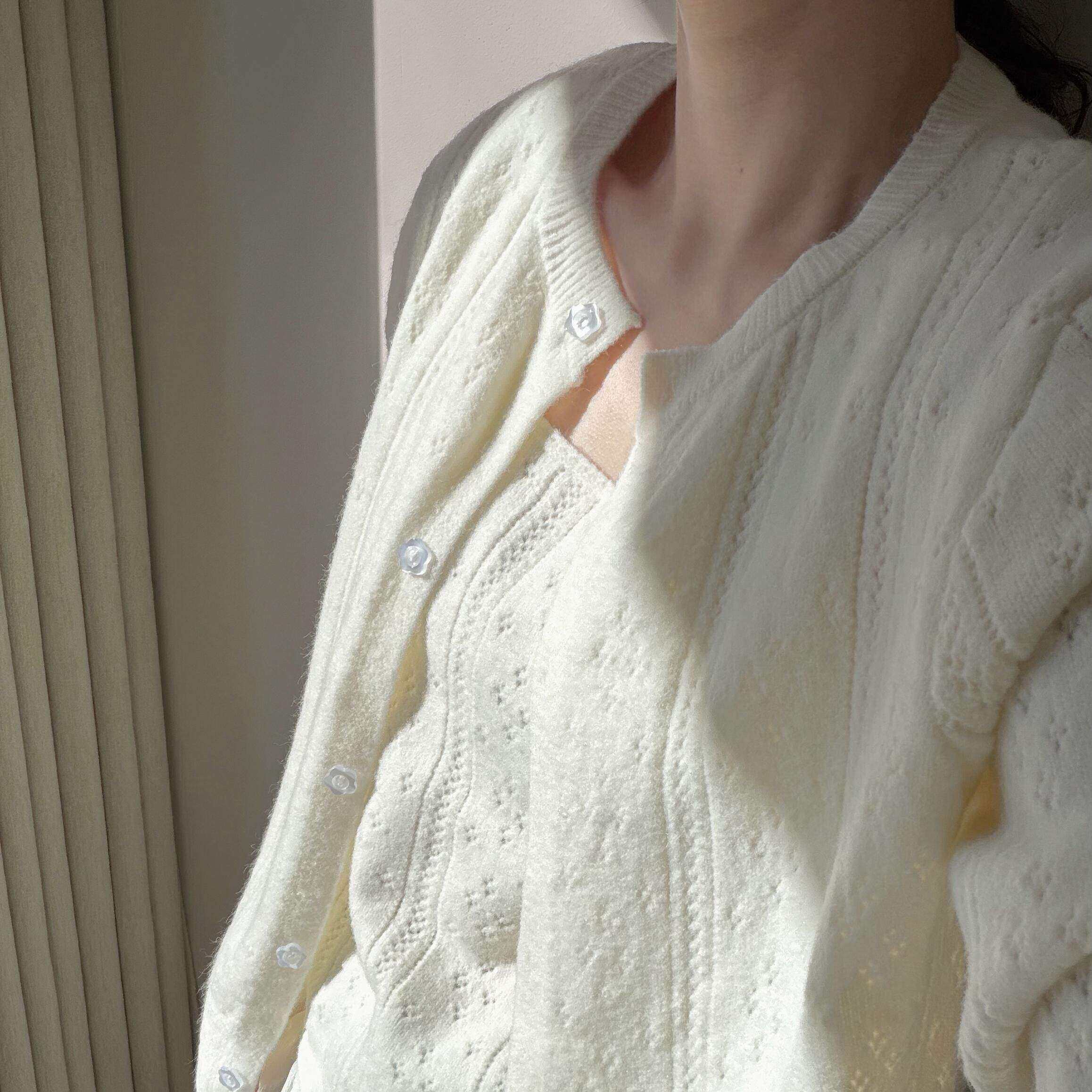 早春慵懒镂空针织衫女开衫+吊带宽松V领显瘦毛衣白色套装外搭上衣