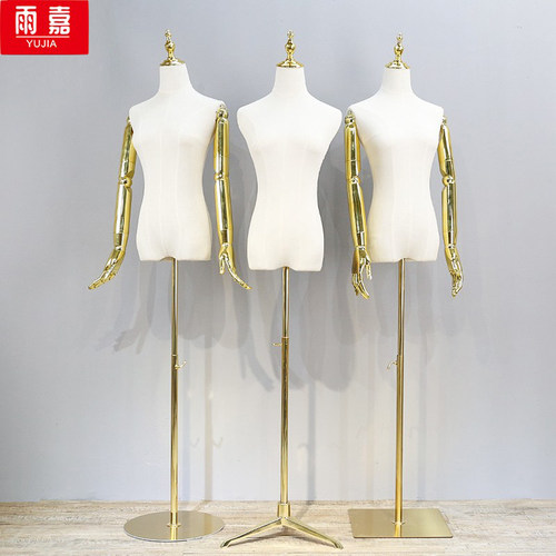 金色手臂高档婚纱拍照服装女模特