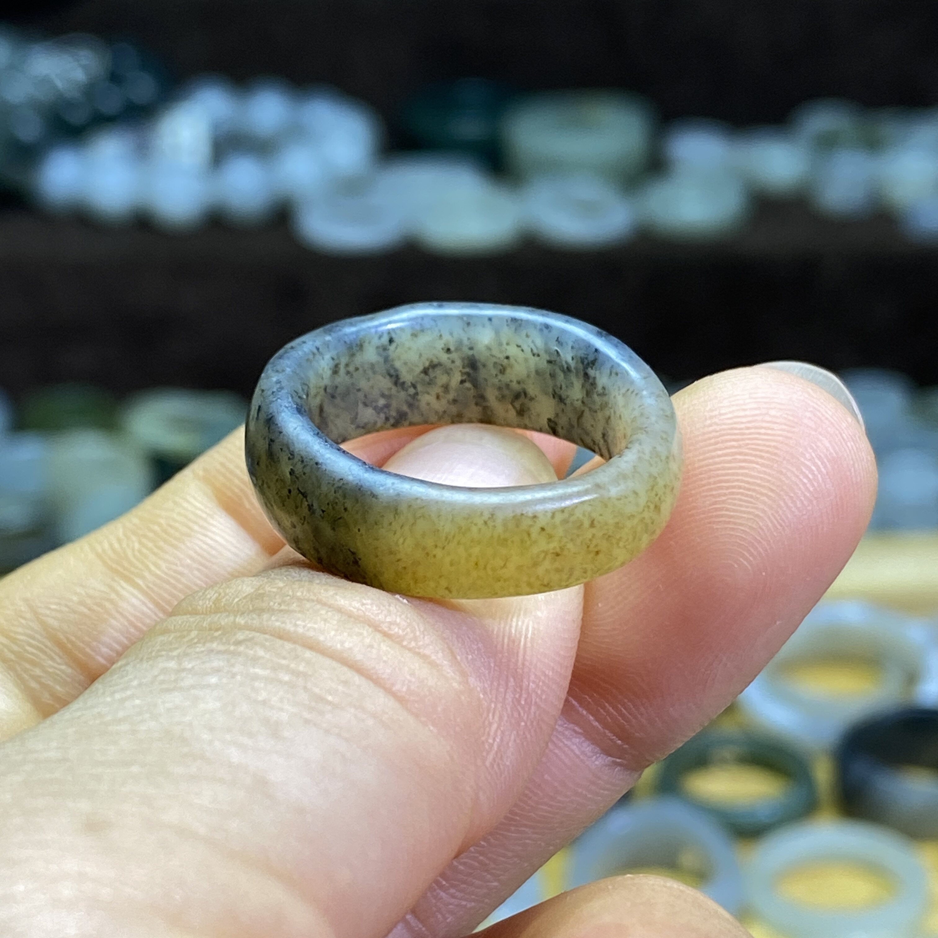 和田玉糖青花半山水卡18随形戒指复古风戒圈文玩珠串跑圈挂饰