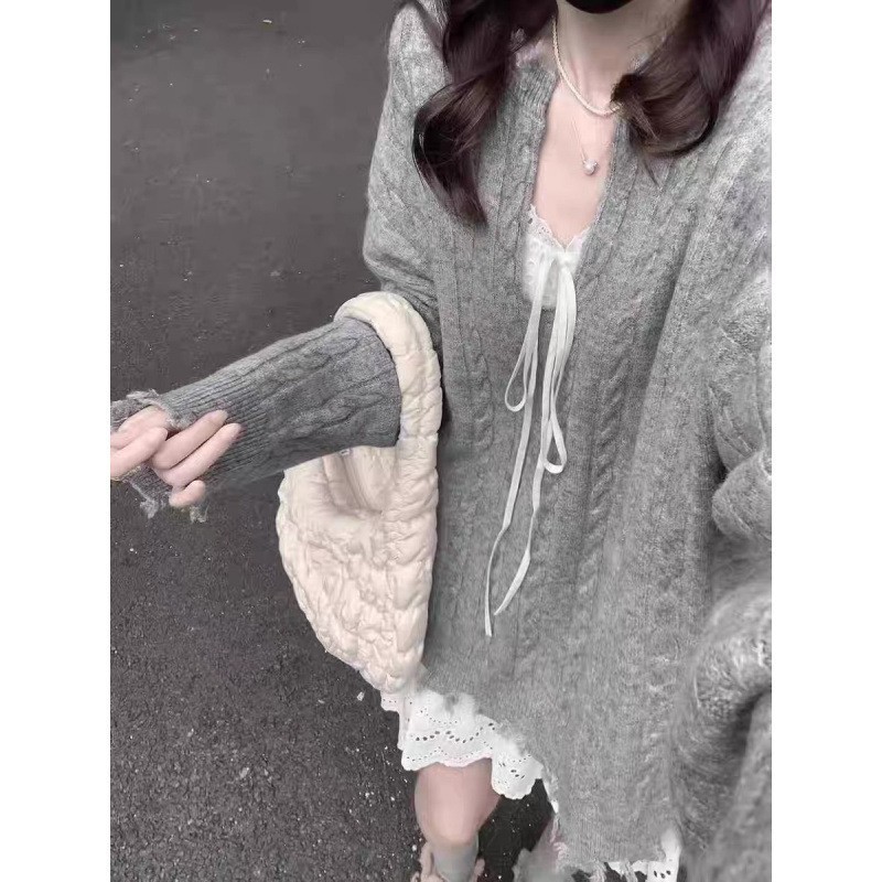 韩系早秋穿搭针织毛衣女慵懒风纯色V领显瘦洋气宽松百搭外穿上衣