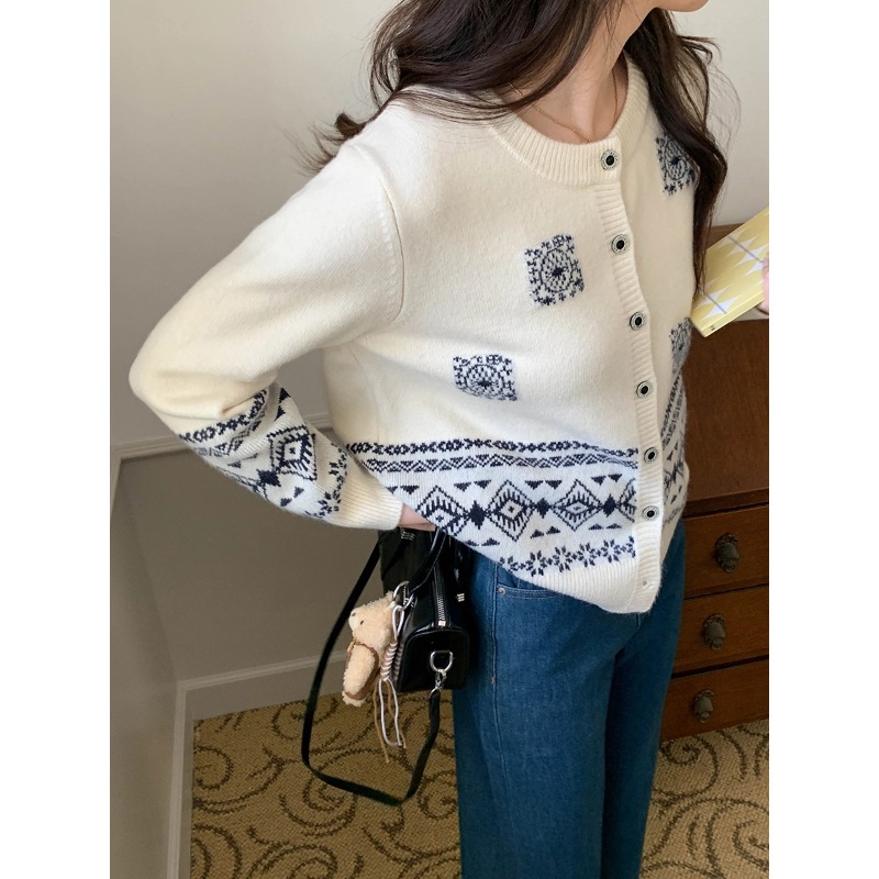 3th Morning 北海道假日 韩系费尔岛提花圆领针织开衫ZY3367