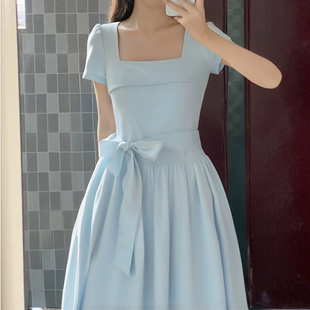 蓝色方领连衣裙女新款夏季绝美小个子裙子夏天巨好看收腰长裙