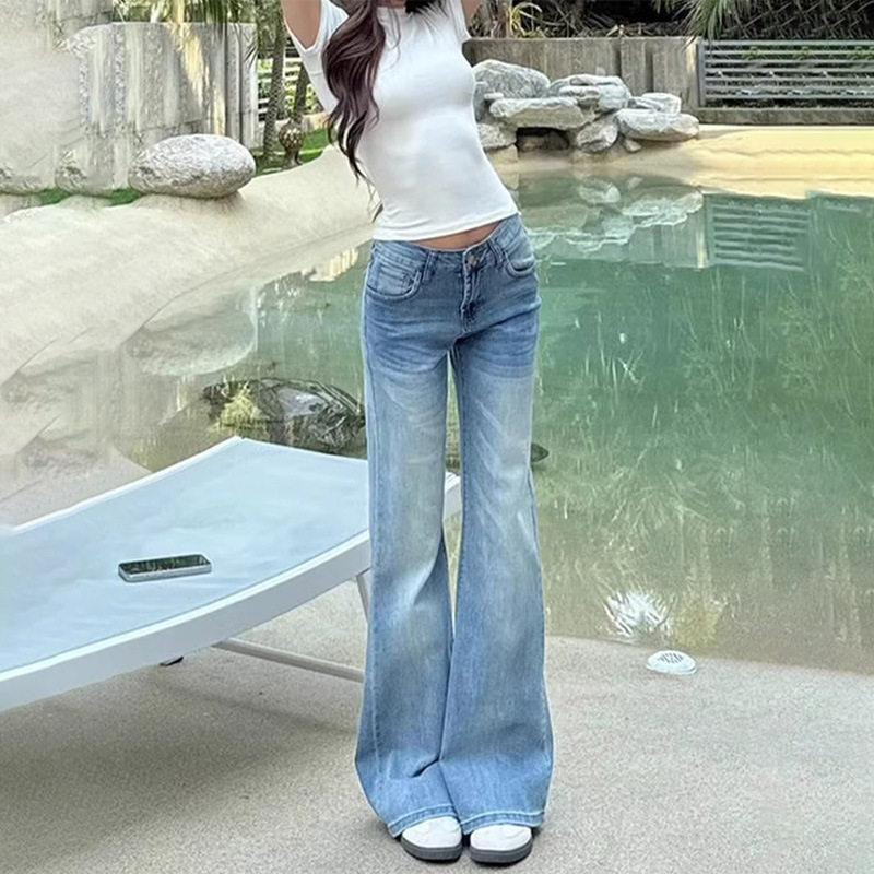 冰蓝色低腰微喇牛仔裤女春季新款宽松显瘦小个子直筒喇叭裤子