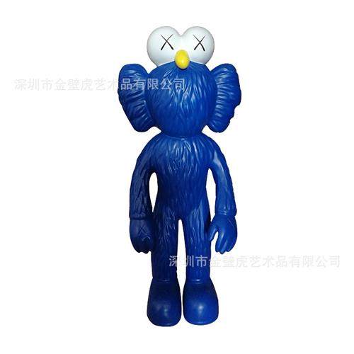 大号网红KAWS雕塑网红芝麻街坐姿玻璃钢卡瓦斯商业中心品牌店公仔