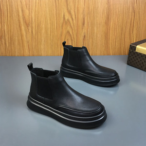 马丁靴男高帮英伦风真皮秋季新款超轻厚底一脚蹬休闲鞋切尔西男靴