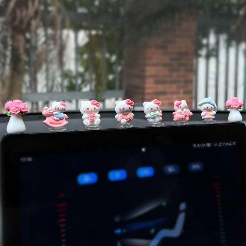 可爱凯蒂猫kt猫车载摆件汽车电动车小摆件车内饰品汽车中控台装饰