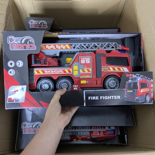 Dickie Toys 多功能消防车，可以喷水，云梯360°旋转