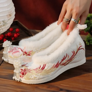 新款汉服鞋子女冬季古风绣花鞋女搭配汉服内增高古风鞋汉元素布鞋