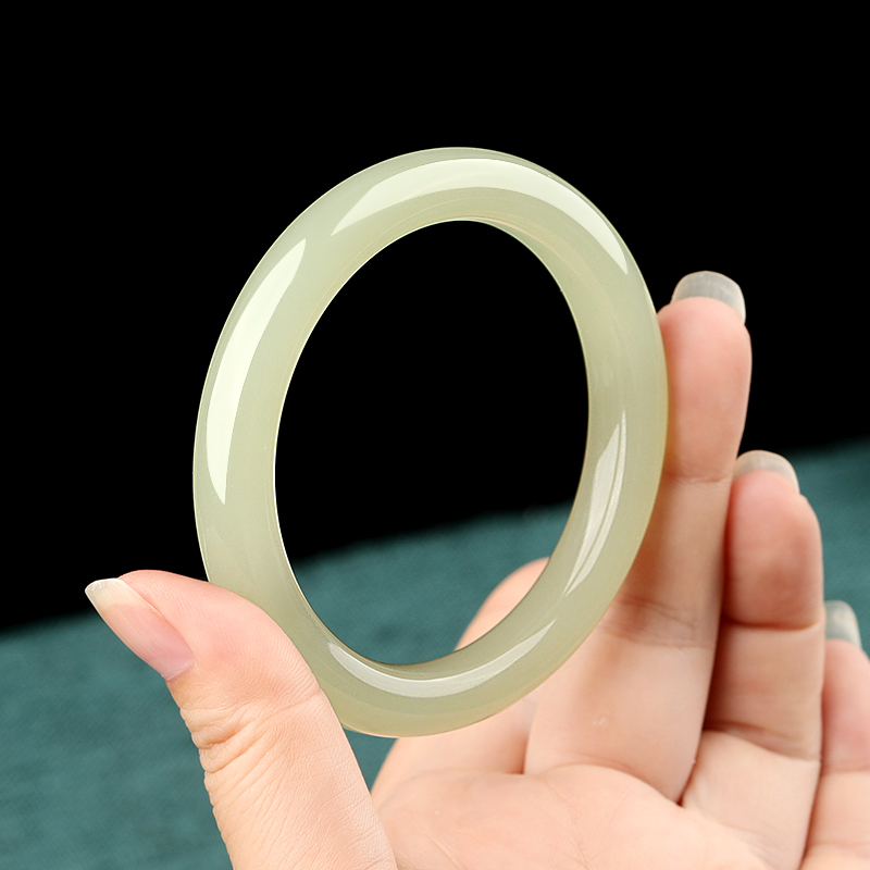 涵怡和田玉晴水玉手镯