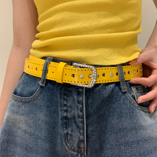 新款 带 小众ins风爱心镂空水钻腰带漆皮亮面皮革皮带多巴胺黄色裤