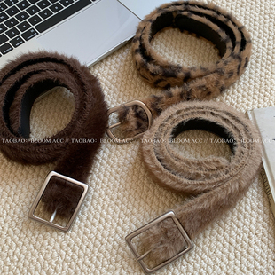 新款秋冬PU皮革拼接毛绒皮带Y2K千禧风时尚个性豹纹毛毛腰带裤带