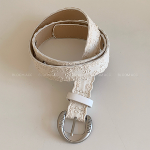 ins风博主小众甜美白色蕾丝拼接腰带银色字母扣pu皮革皮带裤带