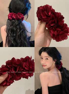 高版本～易梦玲同款红色花瓣香蕉夹竖夹明媚港风高级感后脑勺发夹