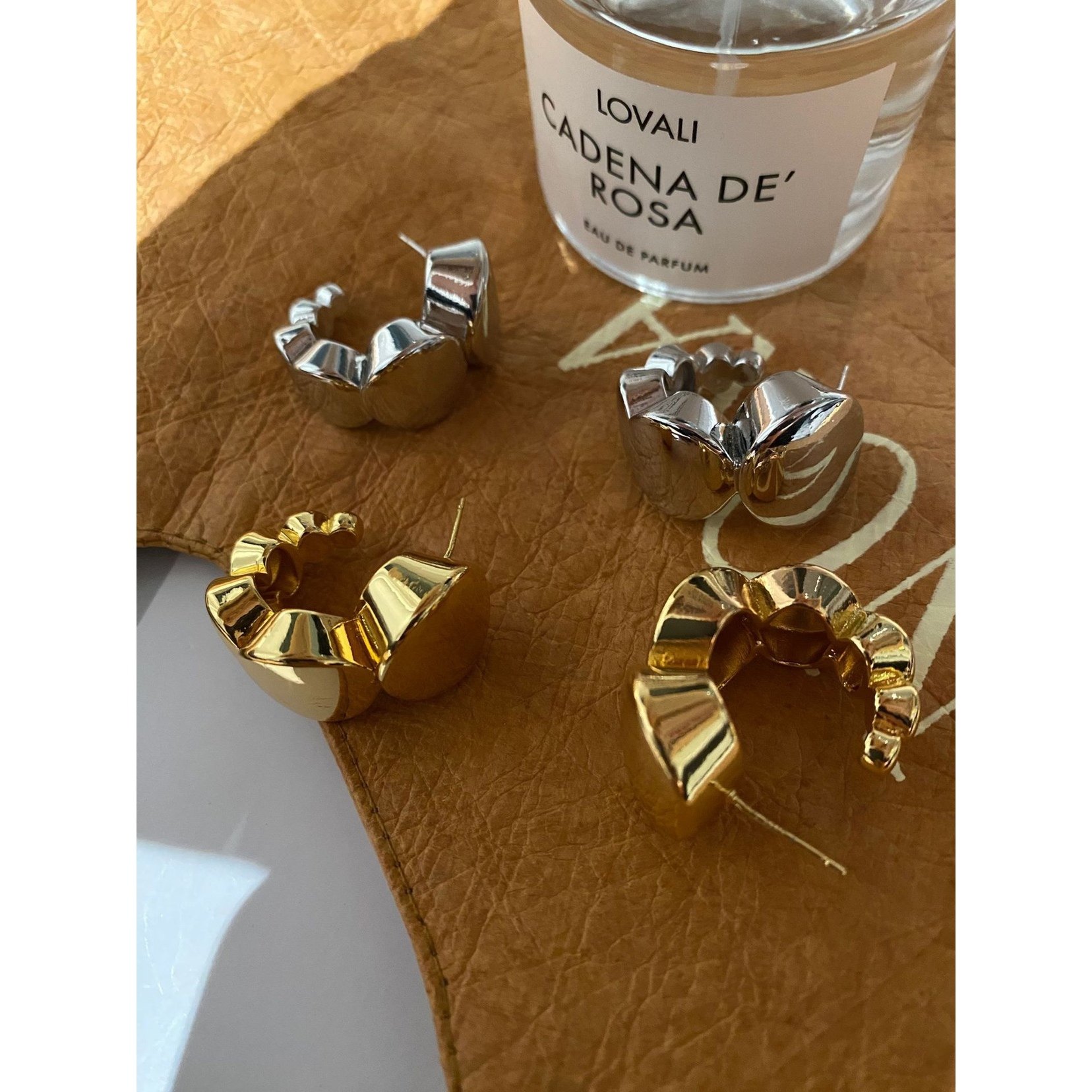 925银针白百何同款耳环小众ins不规则花边重工金属耳圈C型耳环