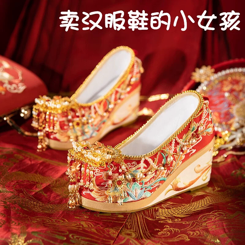 秀禾婚鞋内增高汉服鞋绣花鞋弓鞋图片