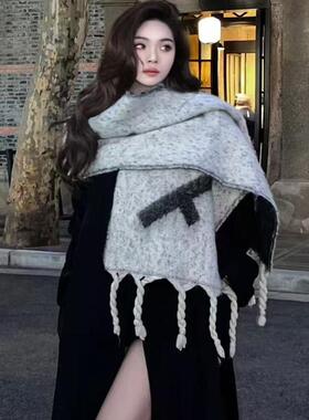 灰色马海毛加厚保暖大围巾女