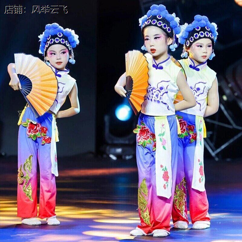粉墨花旦演出服俏梨花颂