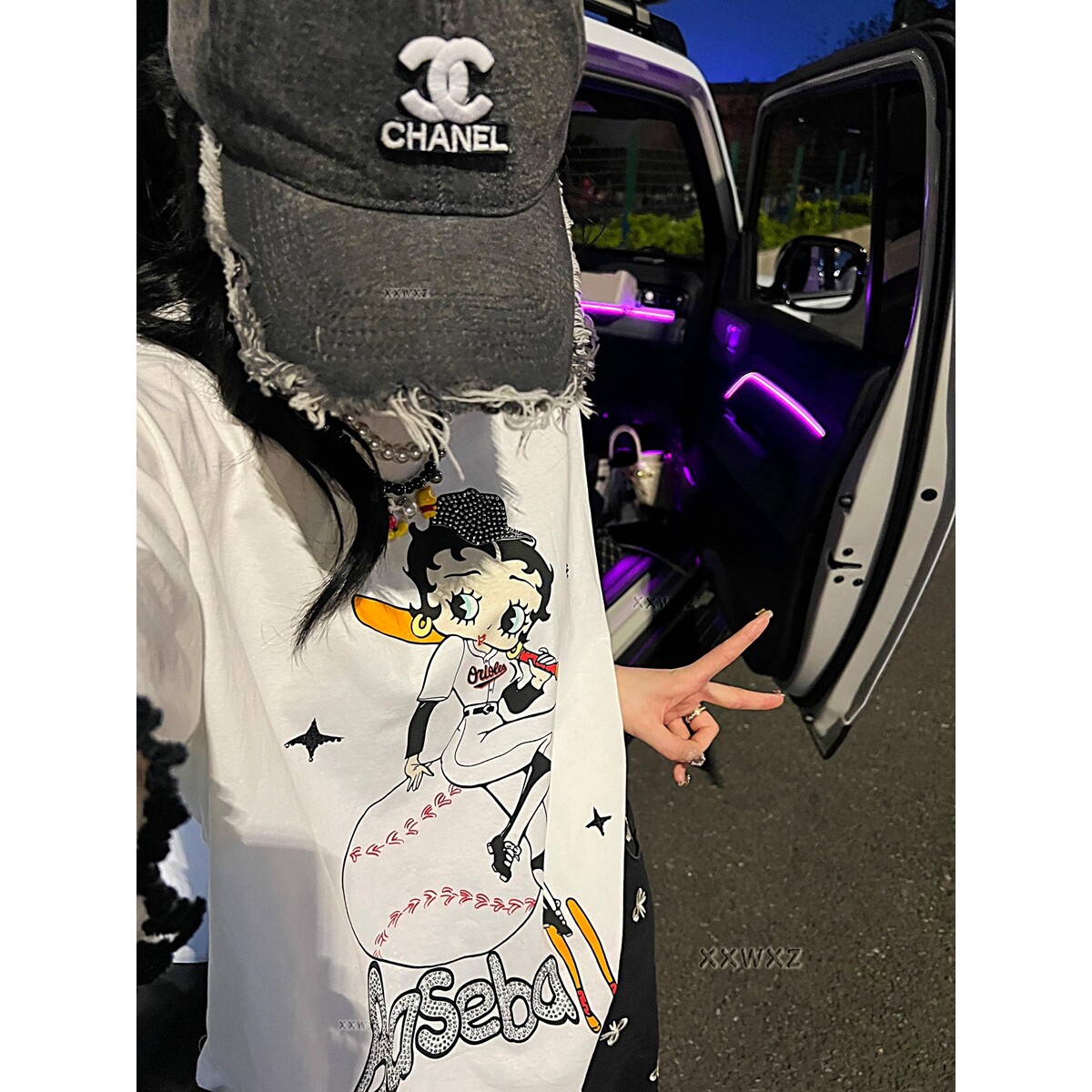 韩国东大门夏季新款棒球贝蒂花边烫钻设计款休闲拼领白色短袖T恤