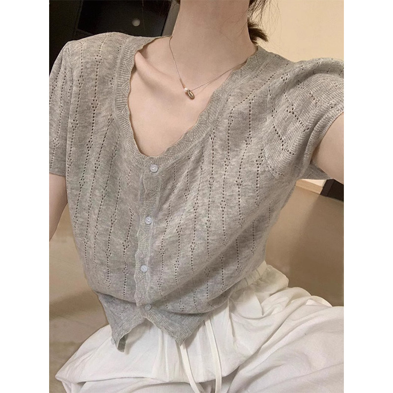 灰色冰丝u领花边镂空针织短袖T恤女夏季薄款修身短款开衫正肩上衣