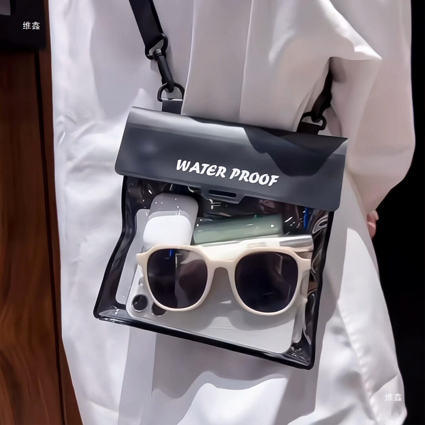 手机防水袋可触屏游泳漂流防水游泳包沙滩包可漂浮气囊包户外