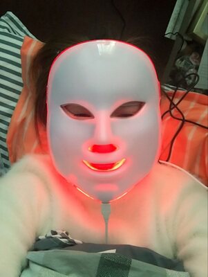 작은 버블 LED 컬러 라이트 스킨 뷰티 마스크 악기 광자 회춘 미용 기기 빨간색과 파란색 빛 대형 램프 가정용 마스크