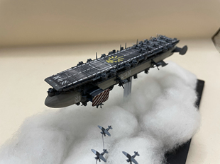 图尔加林工业联盟 伯格曼级空中护航航母 !素模!