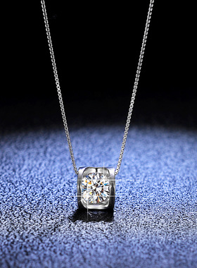 s925纯银镀PT950 铂金吊坠1克拉莫桑石项链女时尚心型桃心锁骨链