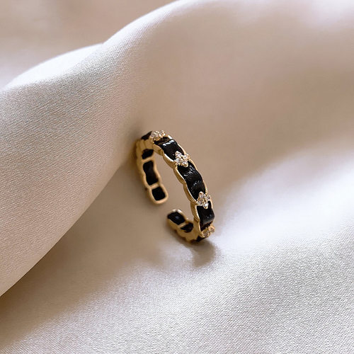 2023 New Arrival Light Black Chain Crystal Opening Rings