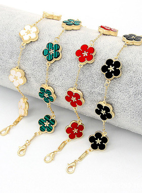CARLIDANA Luxury Design Five Leaf Flower Bracelet Wholesale