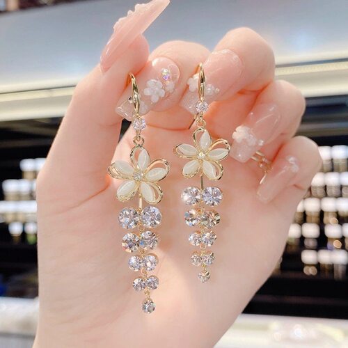 Exquisite Opal Flower Earrings For Women Rhinestone Long