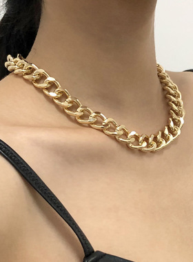 2023 Fashion Big Necklace for Women Twist Gold Color Silver