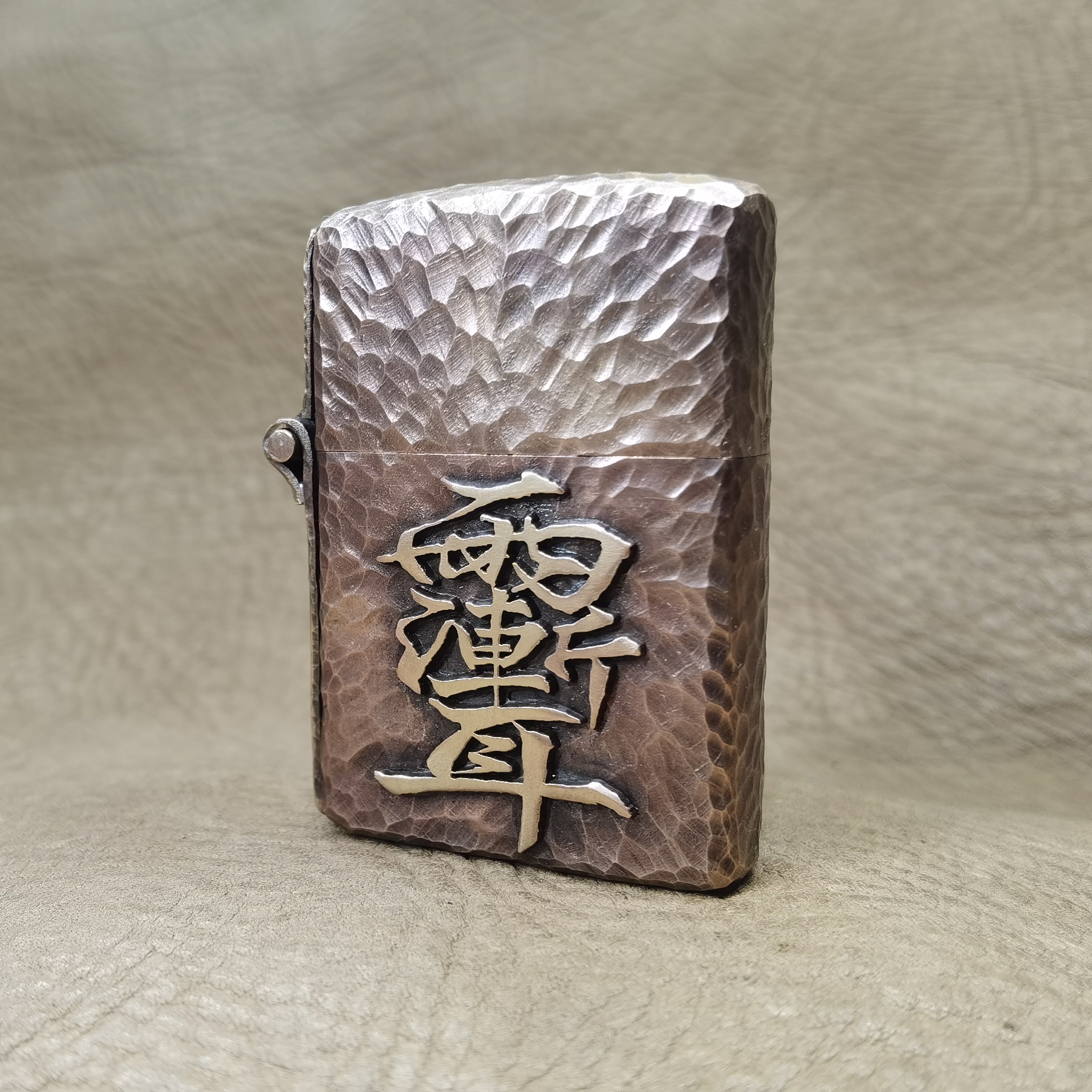 爷们手作黄铜煤油打火机盔甲机改装铰链焊接贴章紫薇讳金光讳防