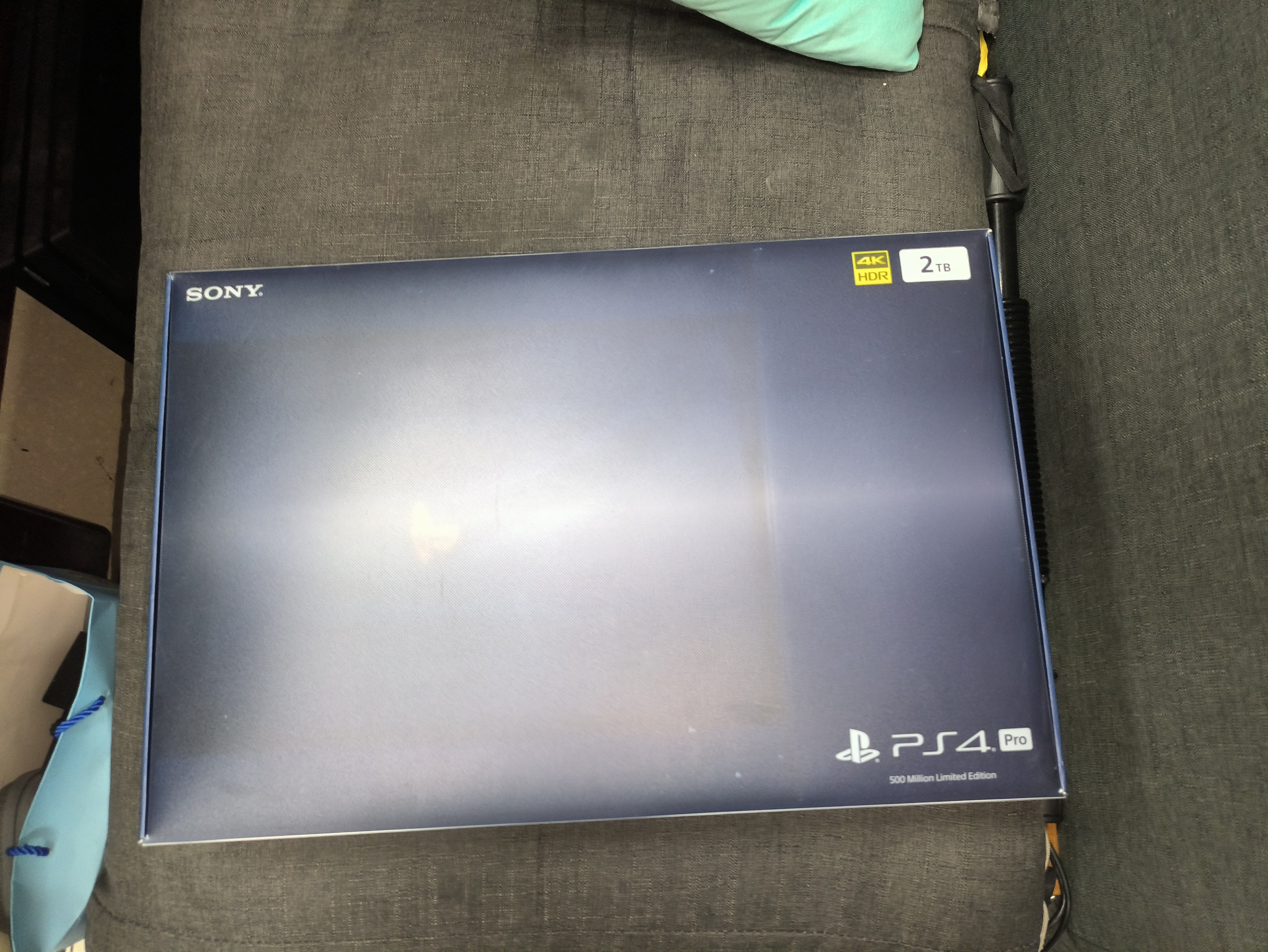 5亿限定版ps4pro游戏机2tb软破折腾版9.0装满游戏