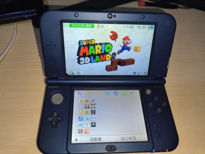 新大三new 3dsll掌上游戏机上屏右下角轻微裂