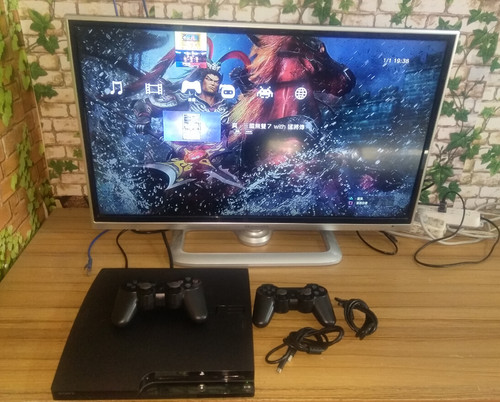 ps3 2512a游戏机双手柄可玩ps2游戏