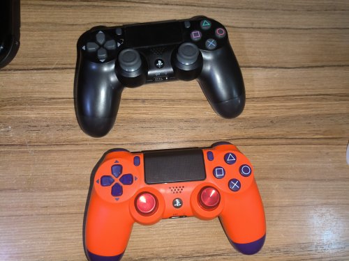 索尼ps4原装无线手柄一代二代