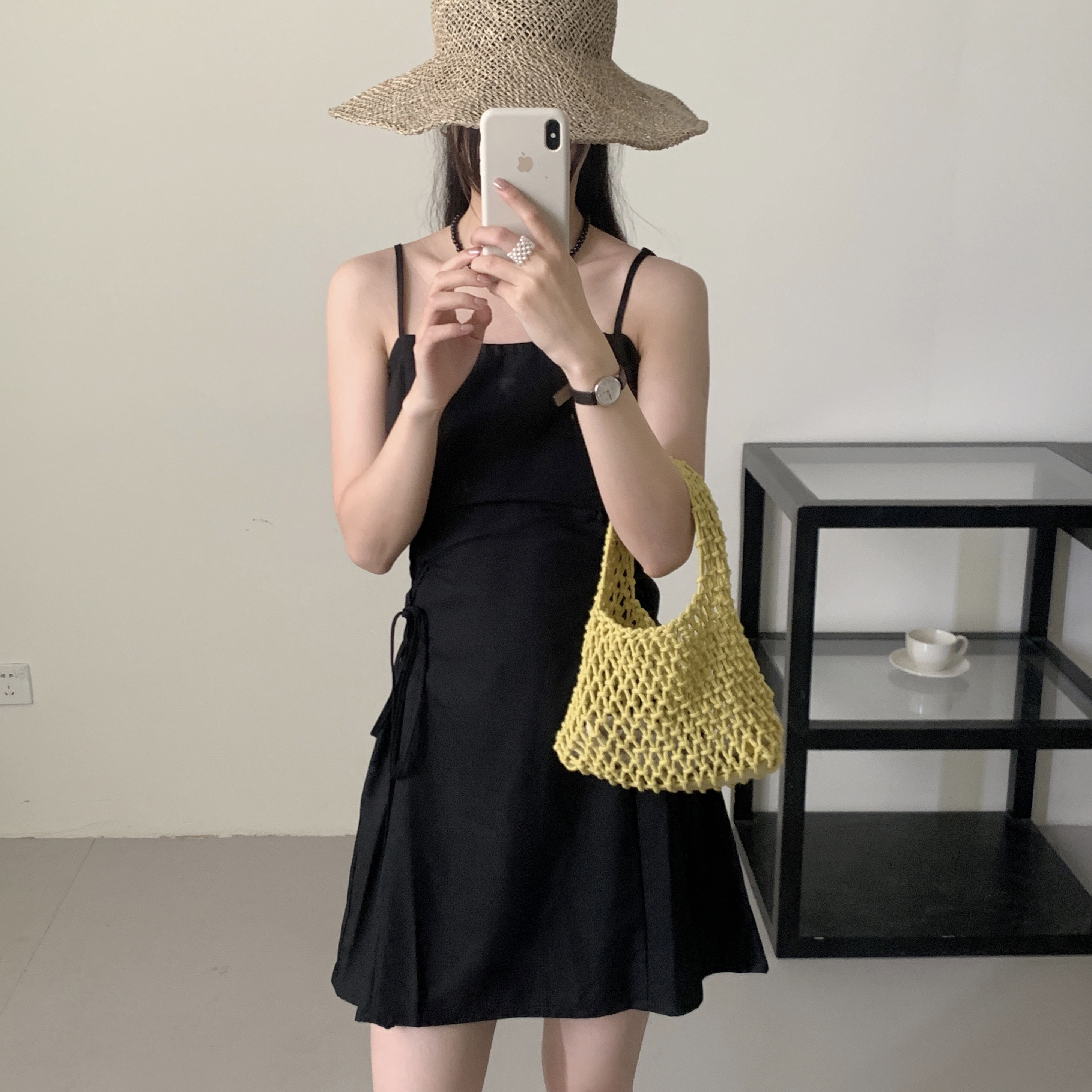 荷宝娜绑带抽绳吊带裙女2025新款黑色高级感修身显瘦通勤长裙夏季