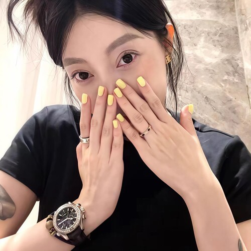 淡奶黄纯色穿戴美甲纯手工定制裸色显白短款气质孕妇新娘指甲贴片