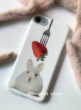 韩ins刀叉草莓兔子欧尼菲林壳适用于iphone17promax苹果16pro/15/14/13/12/11全包Xsmax手机保护套XR亮面