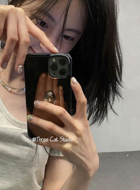 韩ins奶奶的手欧尼菲林壳适用于iphone17promax苹果16pro/15/14/13/12/11全包Xsmax手机保护套XR亮面