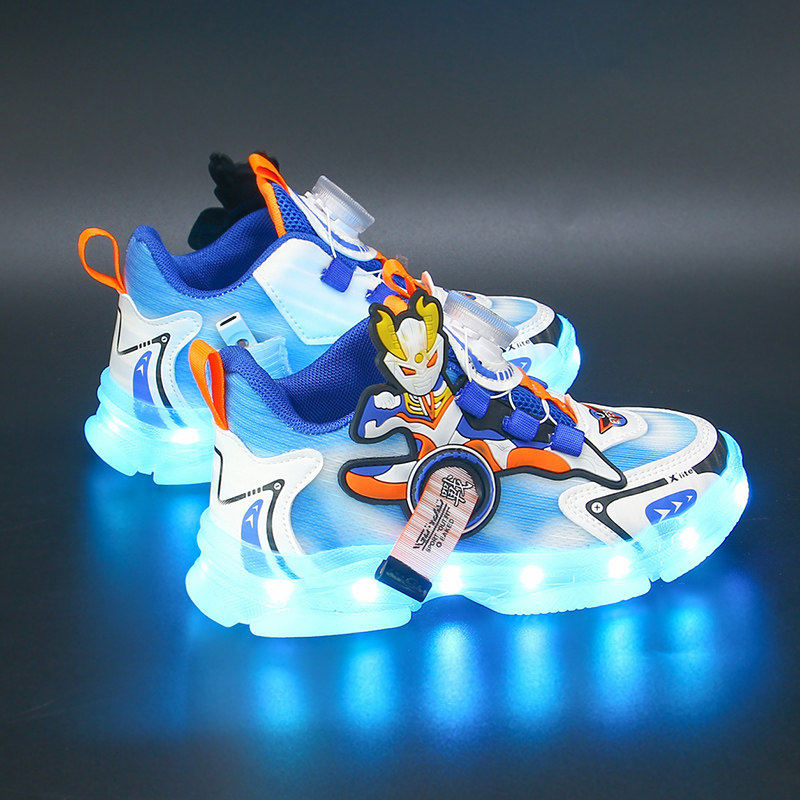 英国DGKP奥特曼儿童发光运动鞋2025春秋新款男童旋转扣休闲亮灯鞋