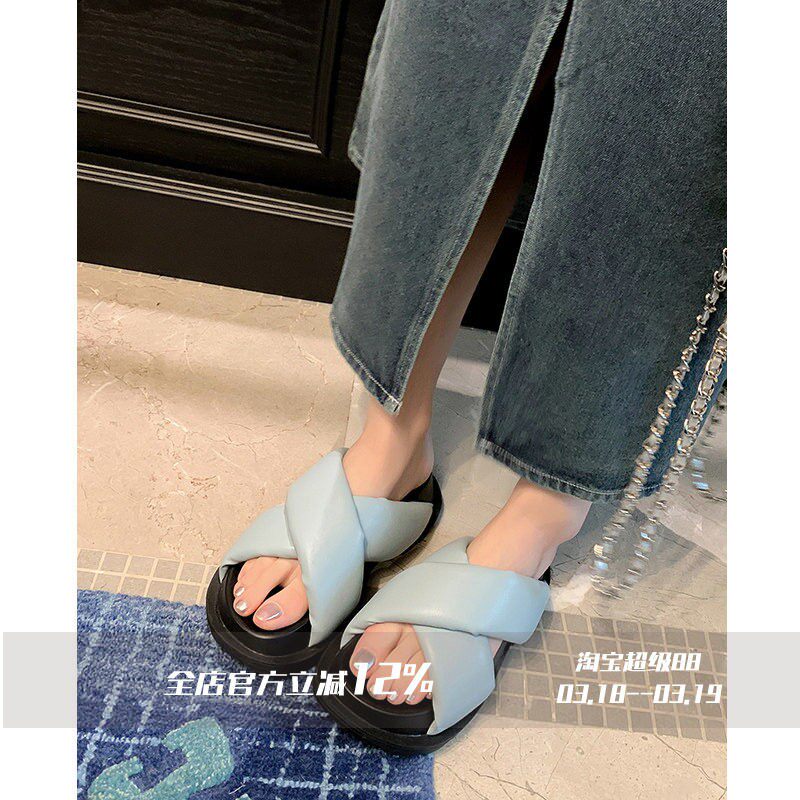 FairyWink baby蓝～！巨软羊皮交叉带厚底面包拖鞋女夏外穿凉拖