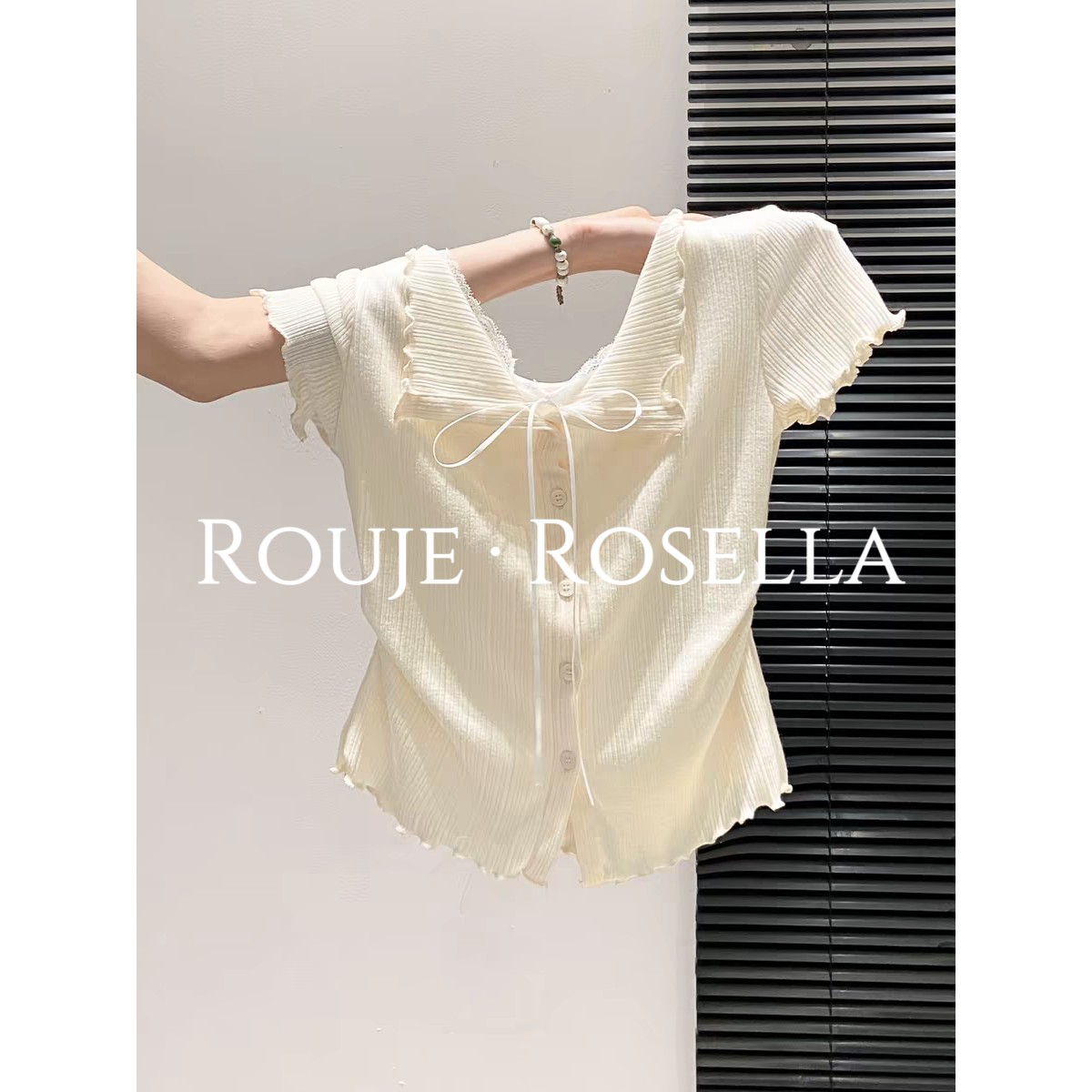 法国Rouje Rosella⭐温柔甜美荷叶边系带短袖T恤女夏宽松显瘦上衣