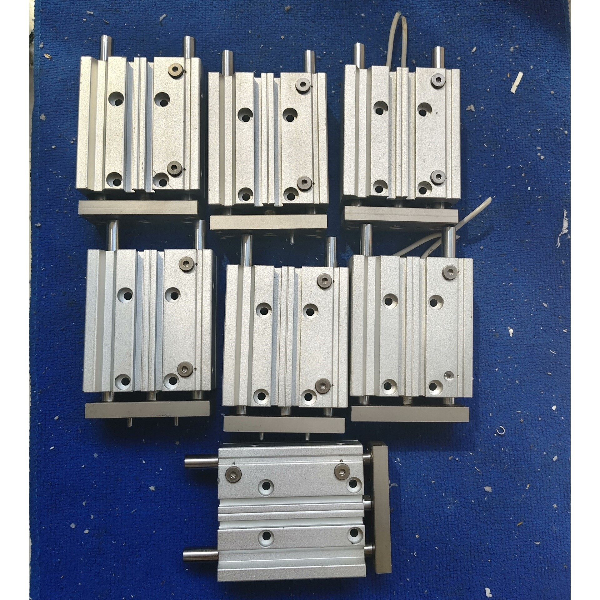 三轴气缸TCL16X40S,型号24-D-W/17-C