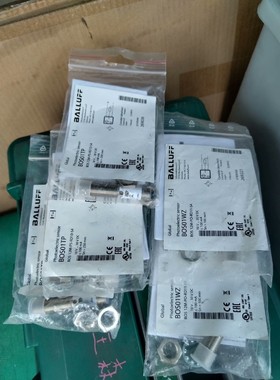 巴鲁夫接近开关全新五个.型号bos01tp三个01w2二个.
