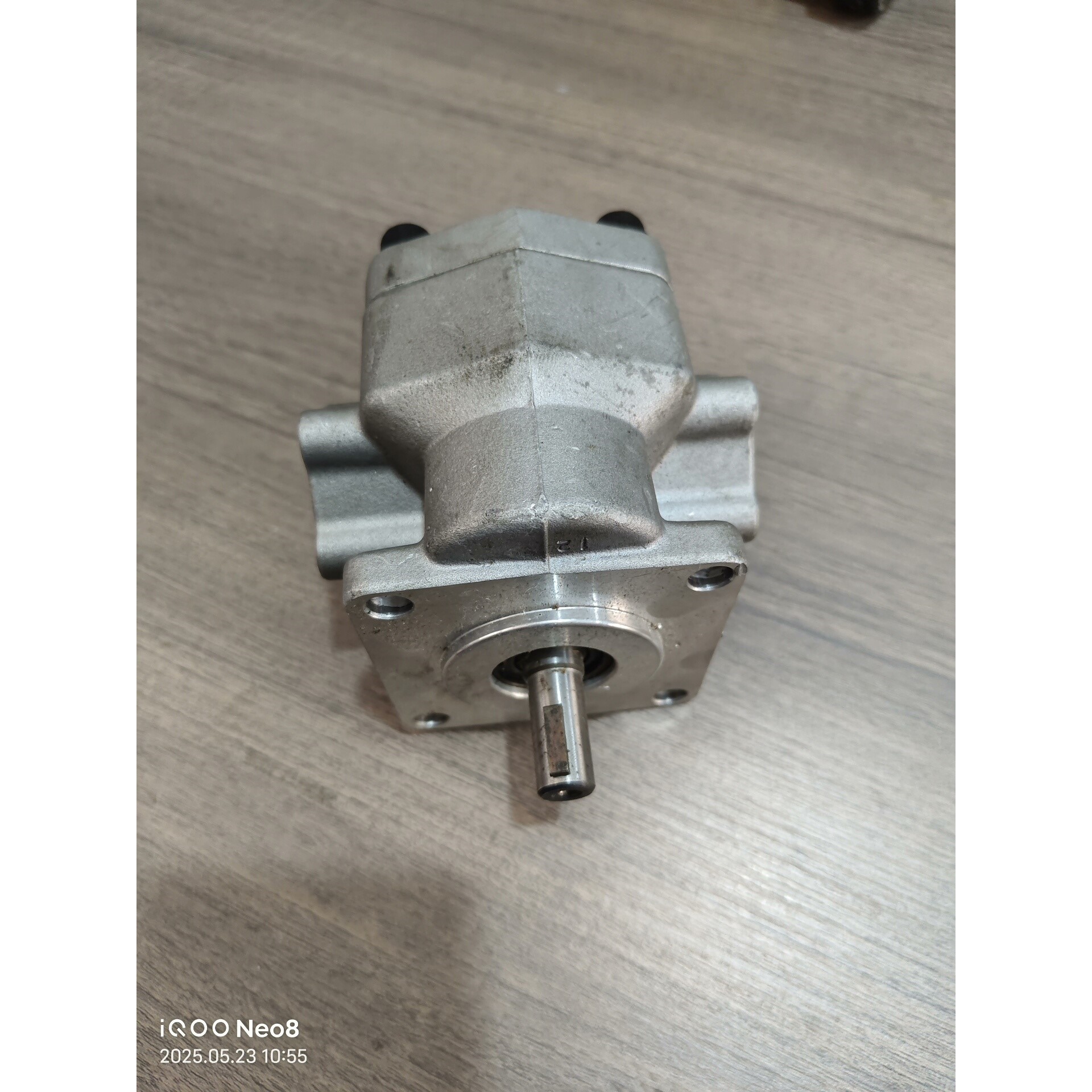 新鸿高压齿轮油泵HGP-2AF12R