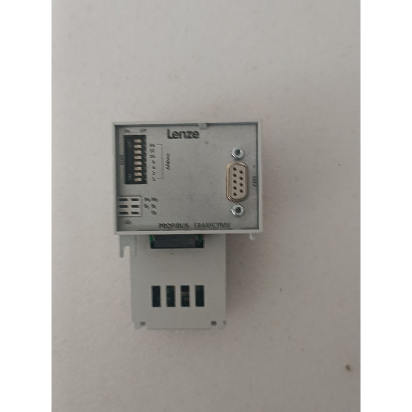 伦茨8400变频器通讯模块E84AYCPMV 工程余货,现货