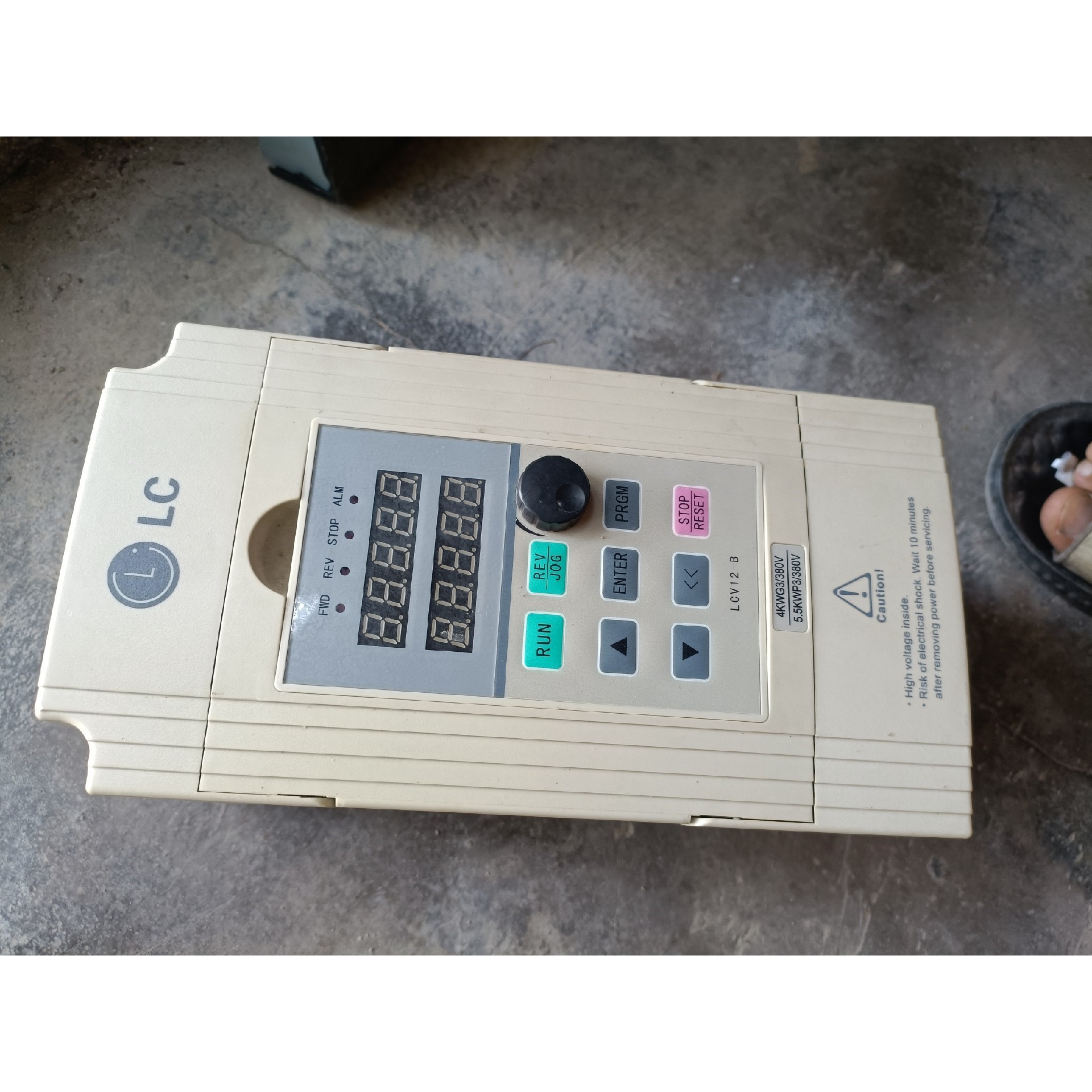 菱川变频器LCV12S-H-4T4.0G-A拆机,